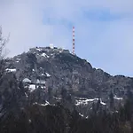 Liebevoll Eingerichtete In Den Alpen