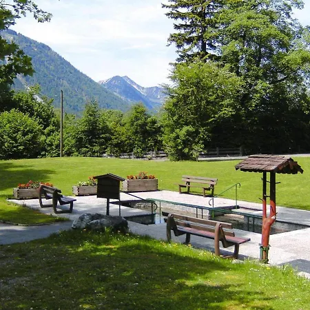 Liebevoll Eingerichtete In Den Alpen バイリッシュツェル