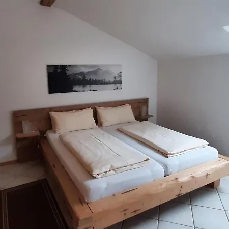 Liebevoll Eingerichtete In Den Alpen Daire *